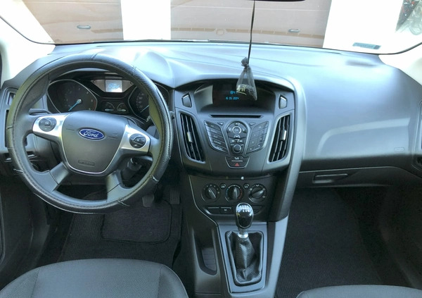 Ford Focus cena 22250 przebieg: 300000, rok produkcji 2014 z Kłodawa małe 46